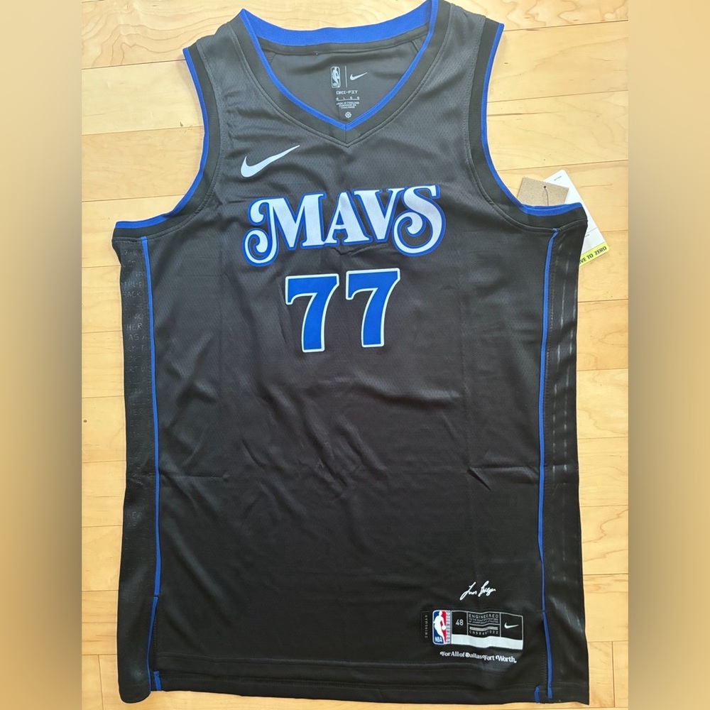 New Luka Doncic Dallas Mavericks #77 Jersey - city edition- size large